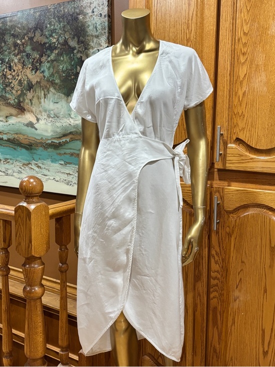 Wilfred Dresses & Skirts - Wilfred White Wrap Midi Dress with Side Tie